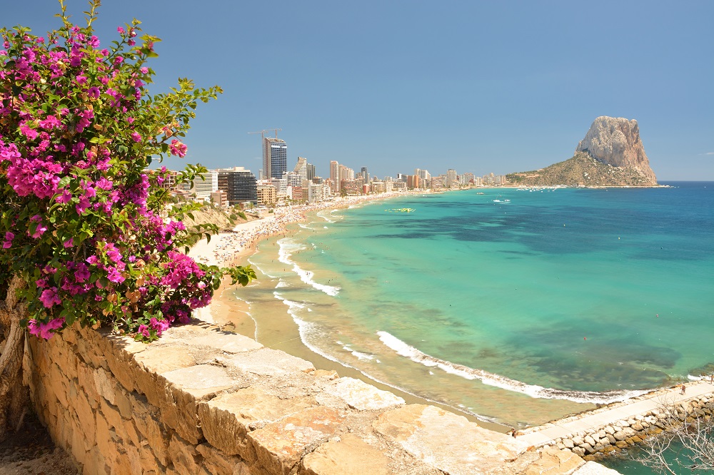 Investing in real estate on the Costa Blanca: why Dutch and Belgian buyers are choosing it