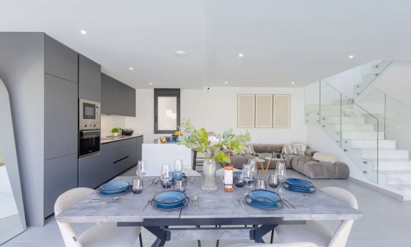 Villa for Sale in Algorfa, Alicante