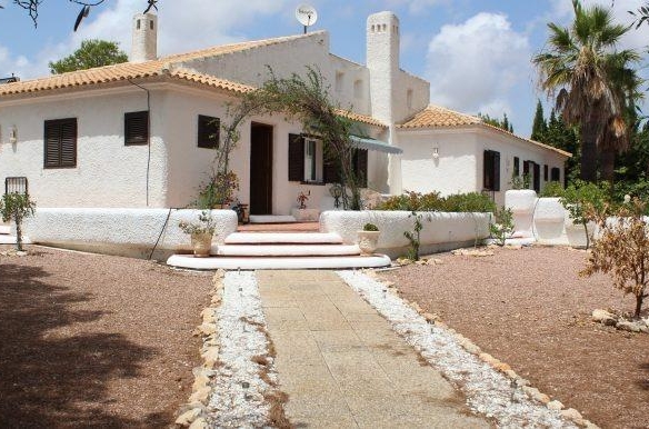 Villa for Sale in Orihuela Costa, Alicante