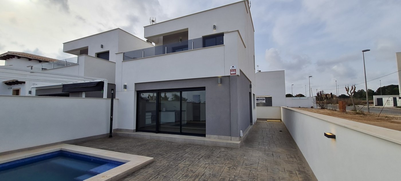 1-1 NEW BUILD VILLAS IN ORIHUELA COSTA