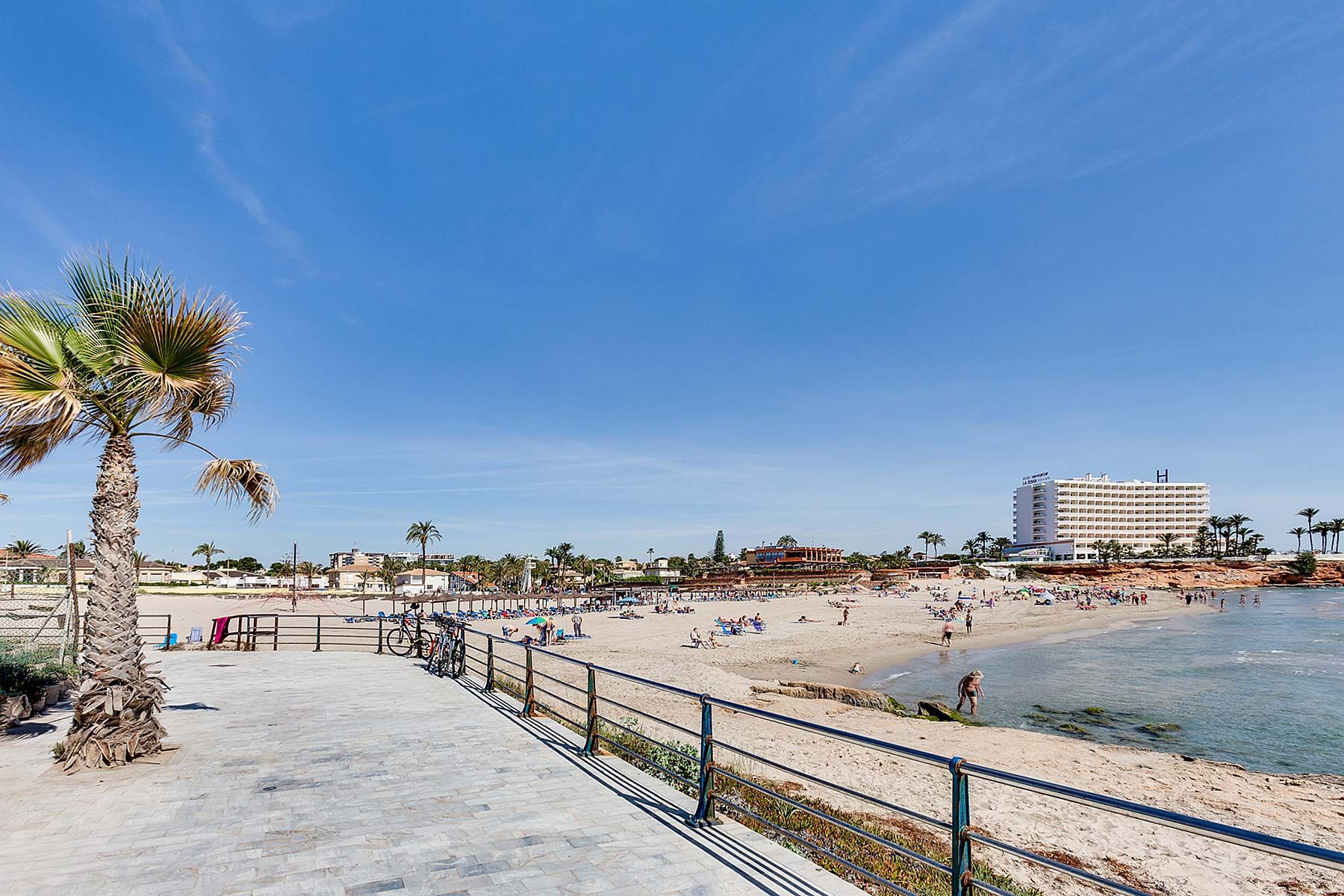 Town House for Sale in Alicante, Alicante