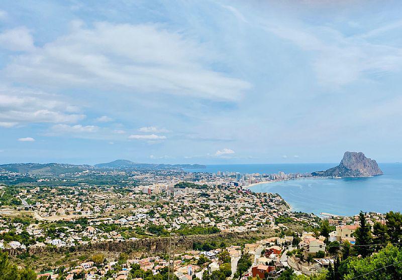 EXCLUSIVE VILLA WITH SPECTACULAR VIEWS