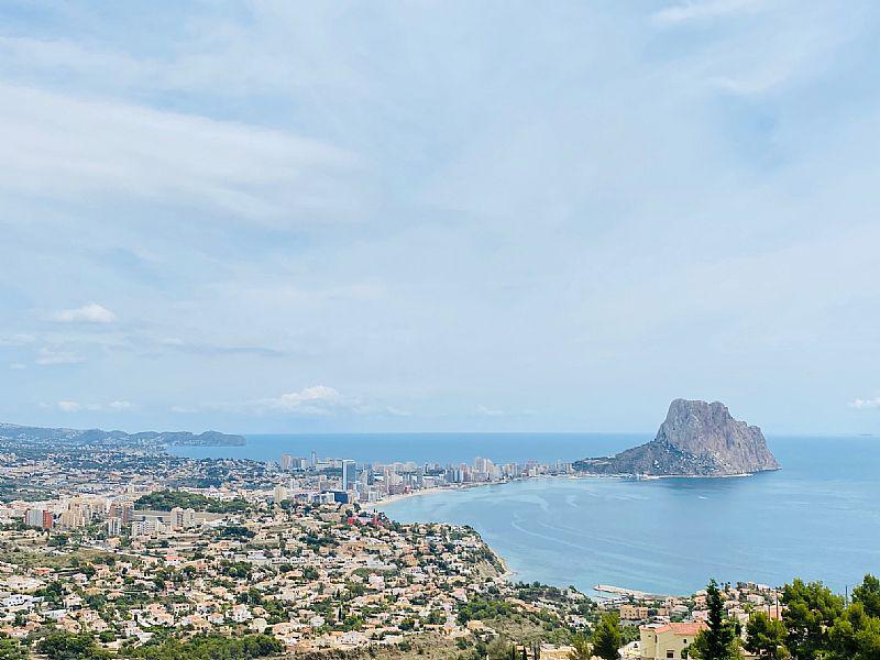 EXCLUSIVE VILLA WITH SPECTACULAR VIEWS