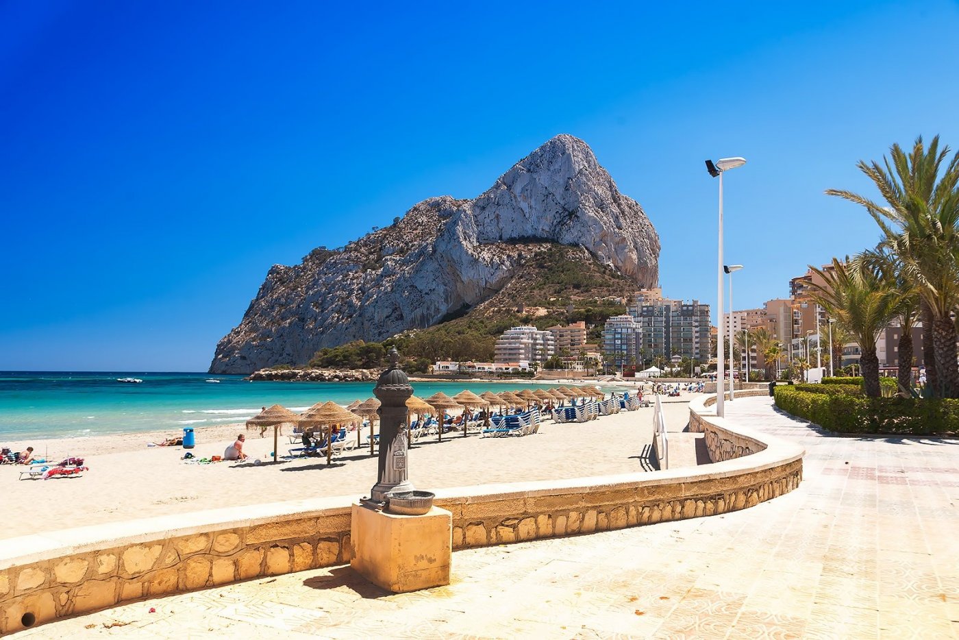 NEW BUILD APARTMENTS WITH THE SEA VIEWS IN CALPE