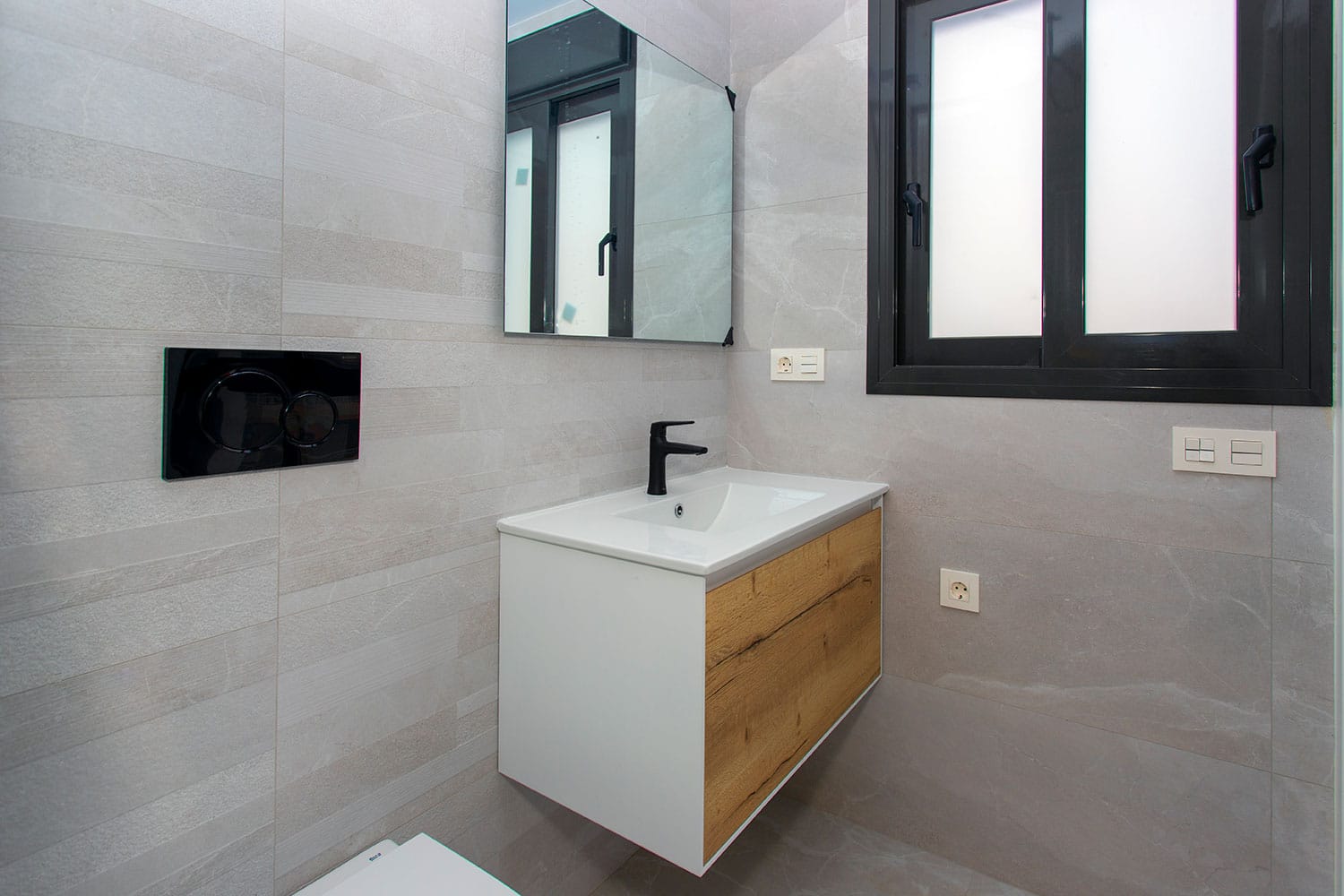 Apartment for Sale in Torrevieja, Alicante