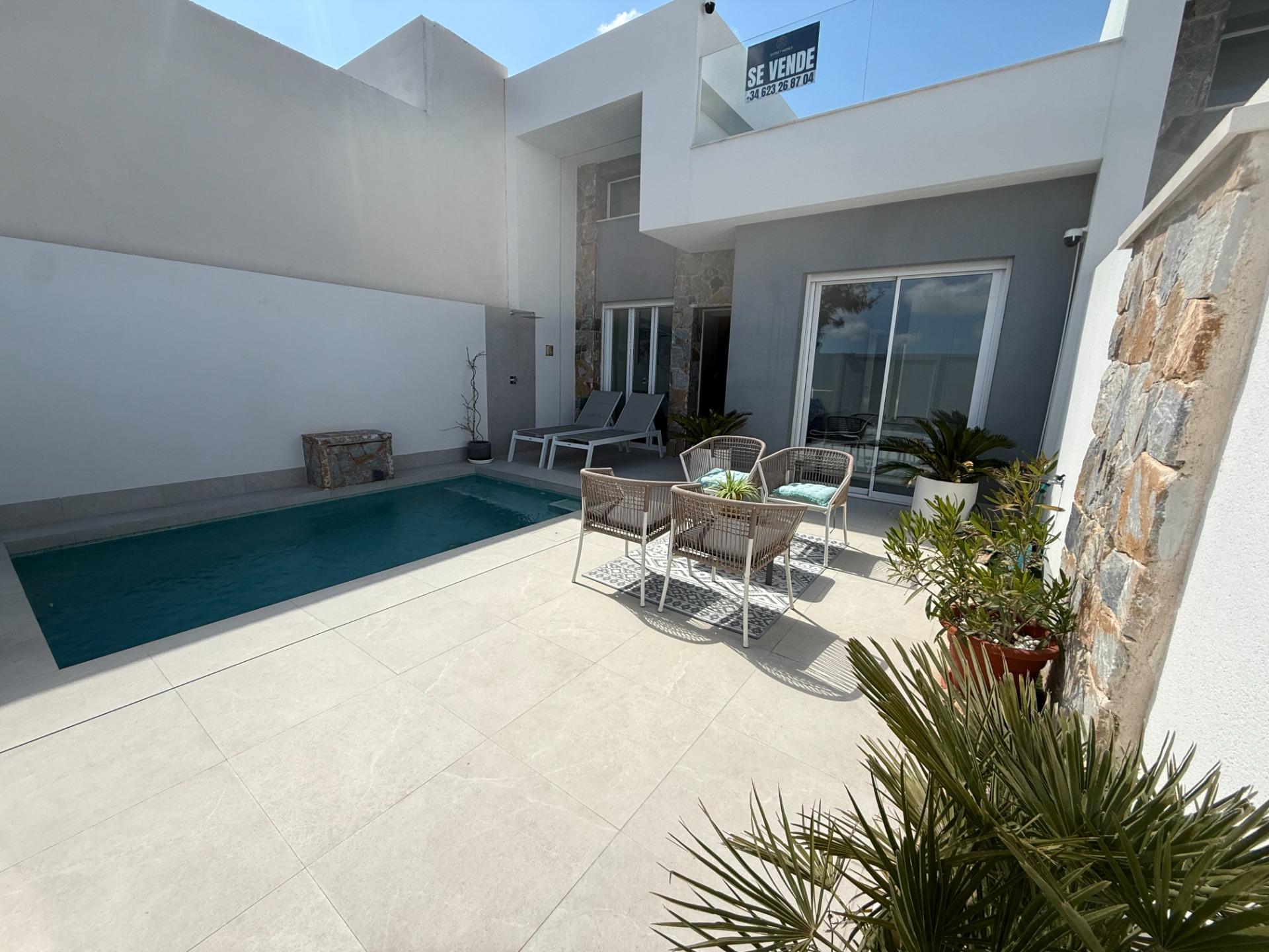 Villa for Sale in Torre Pacheco, Murcia