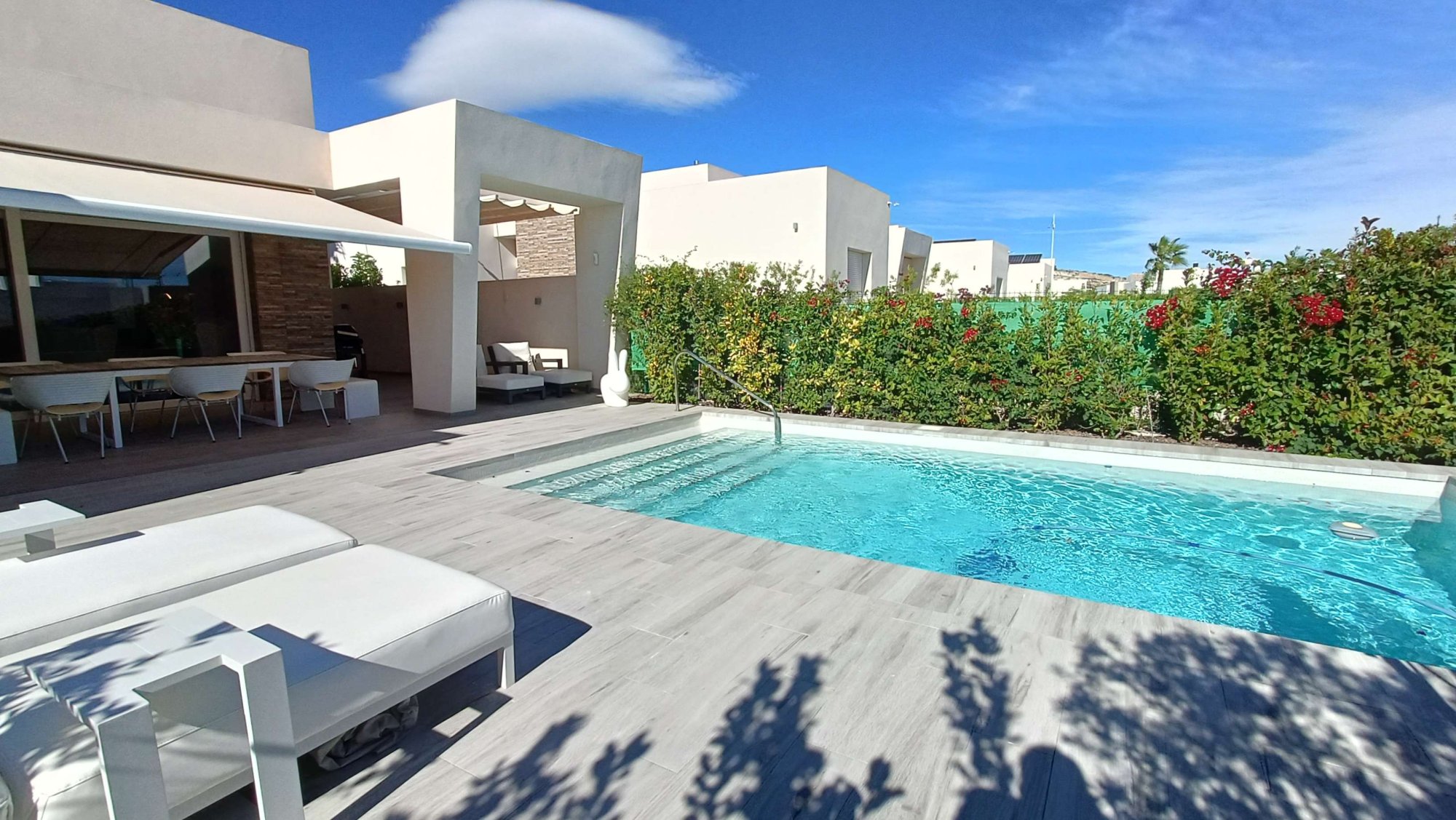 Villa for Sale in Algorfa, Alicante