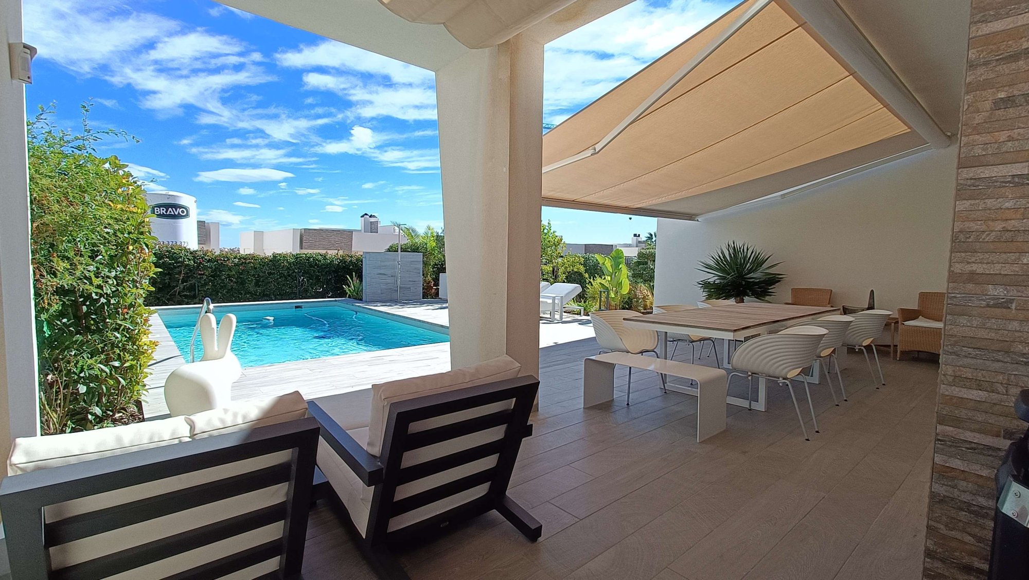 Villa for Sale in Algorfa, Alicante