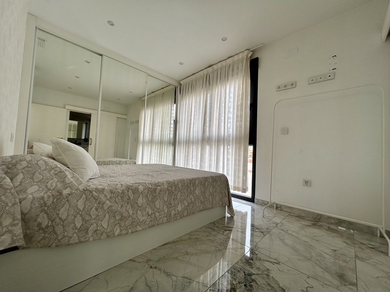 Villa for Sale in Los Balcones, Alicante
