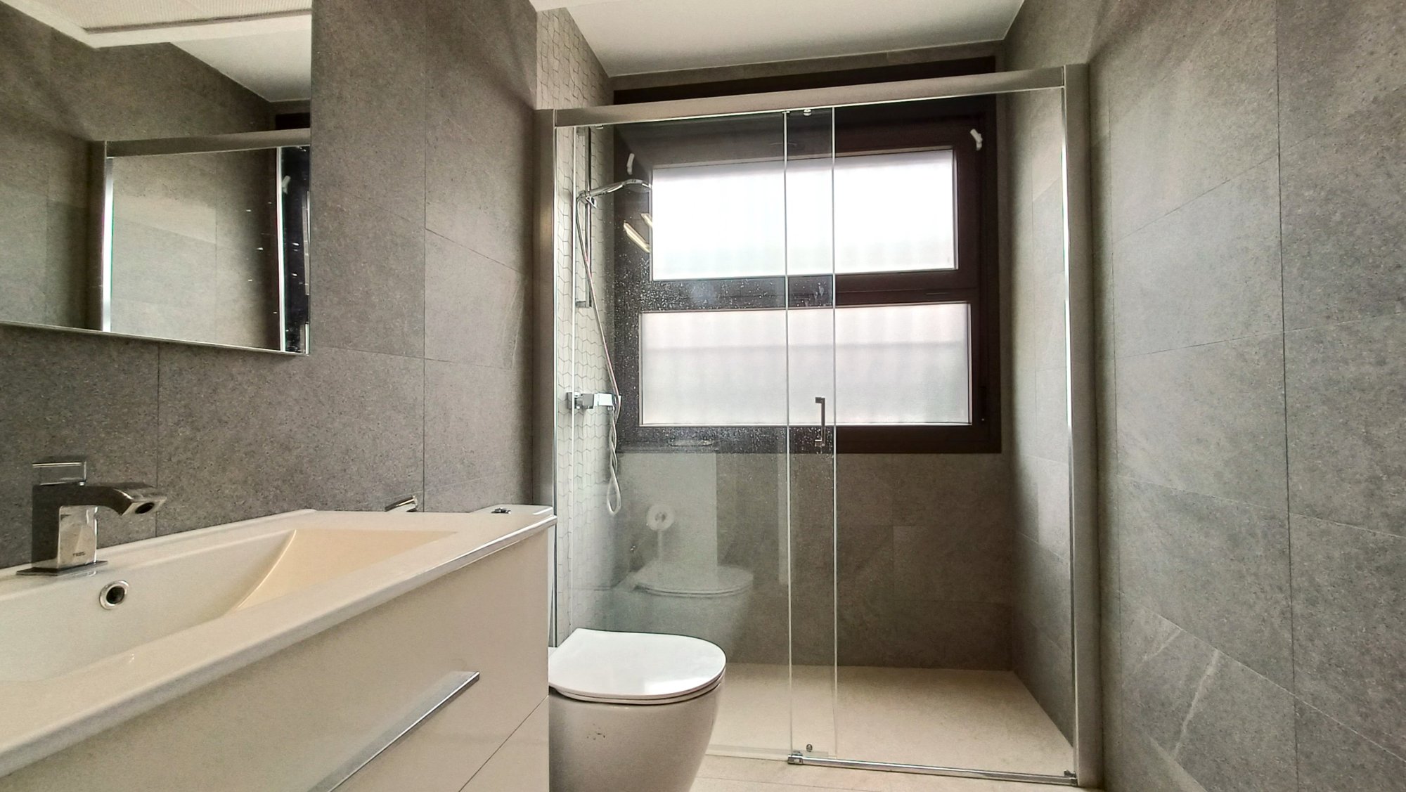 Villa for Sale in Vistabella Golf Entre Naranjos, Alicante