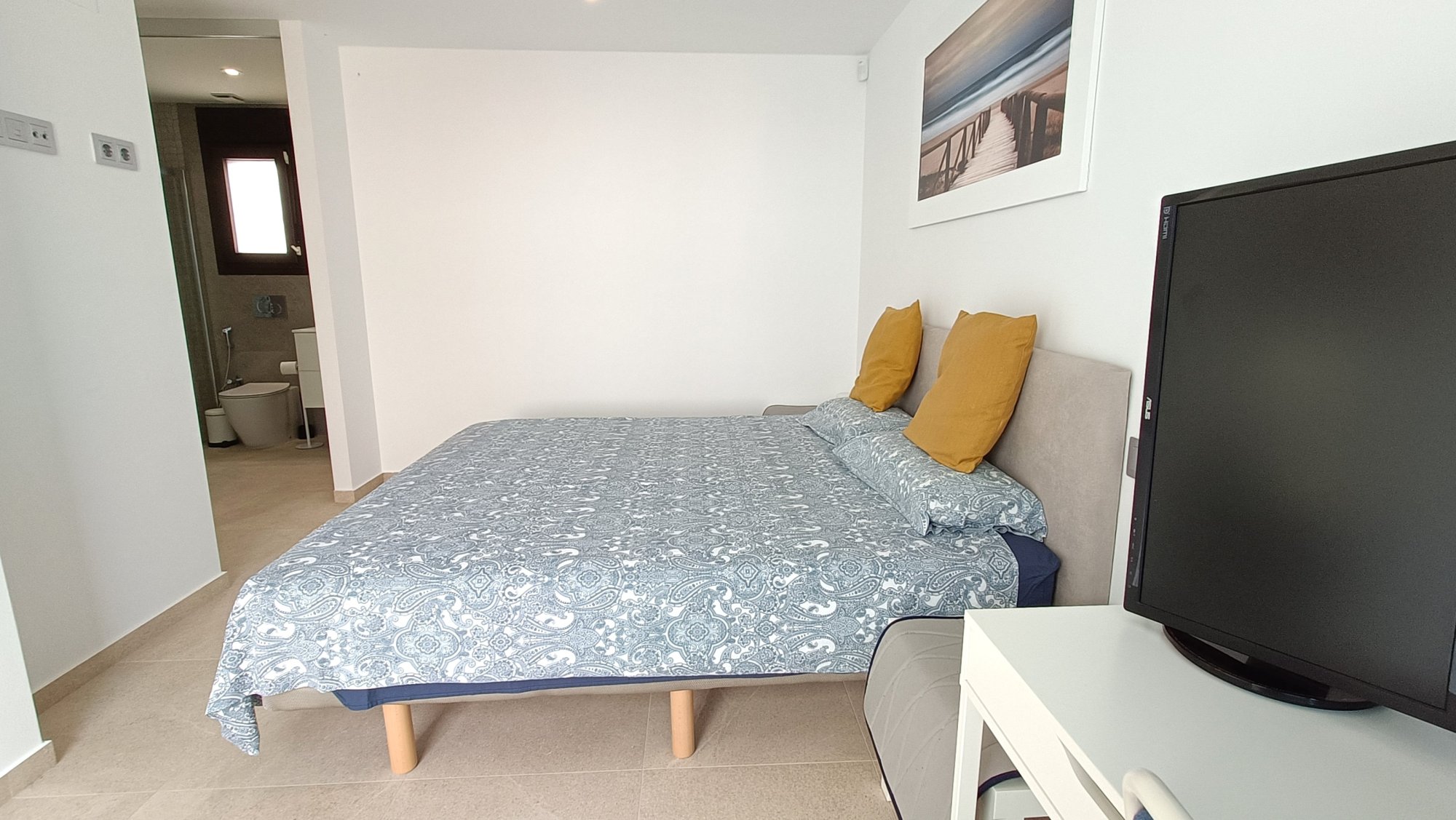 Villa for Sale in Vistabella Golf Entre Naranjos, Alicante