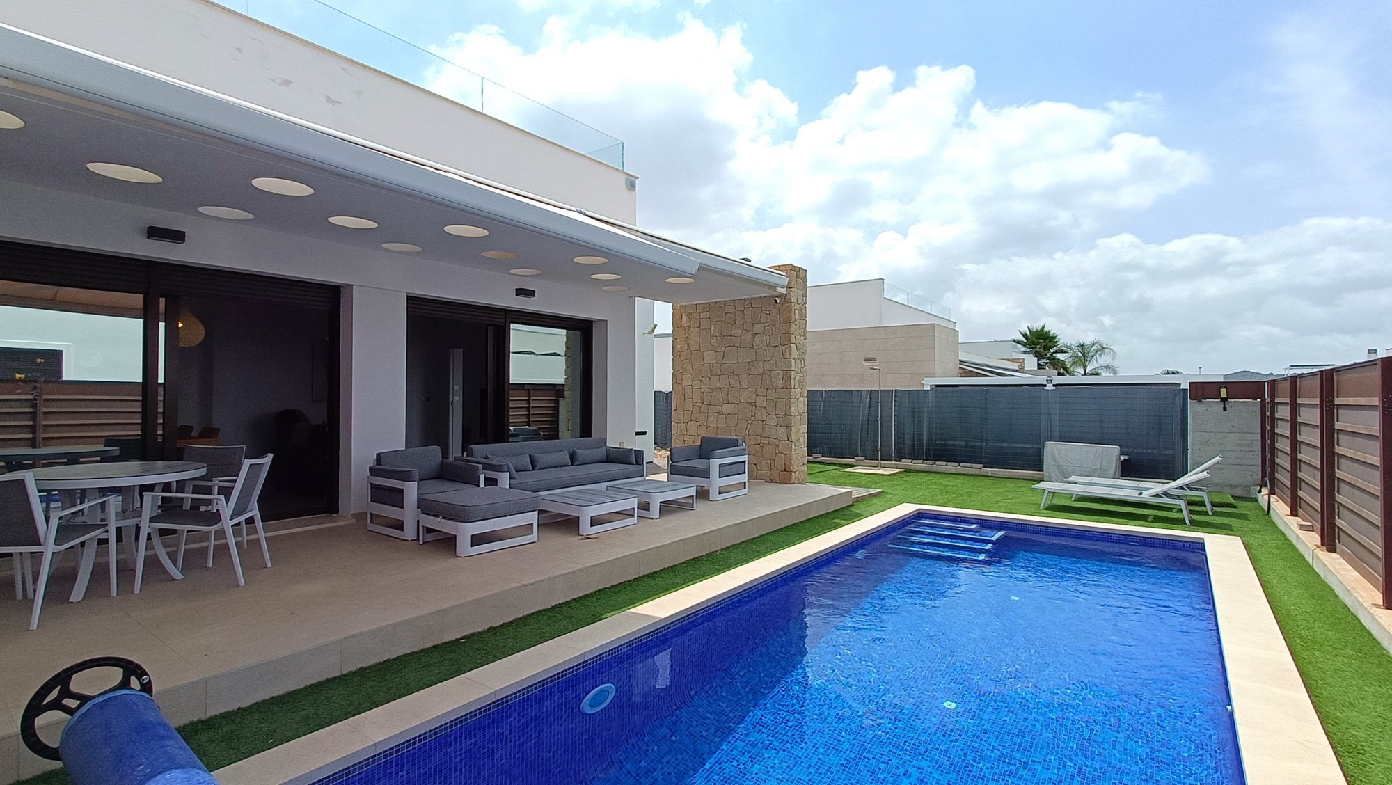 Villa for Sale in Vistabella Golf Entre Naranjos, Alicante