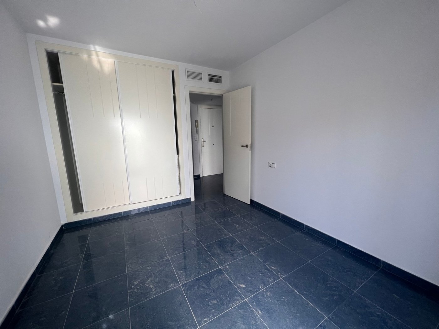 BEAUTIFUL PENTHOUSE WITH SEA VIEWS IN CALPE