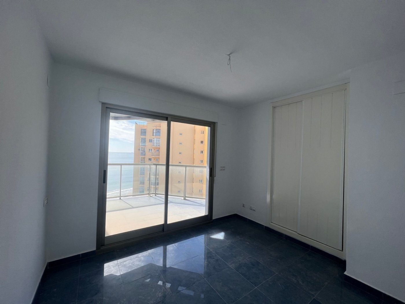 BEAUTIFUL PENTHOUSE WITH SEA VIEWS IN CALPE