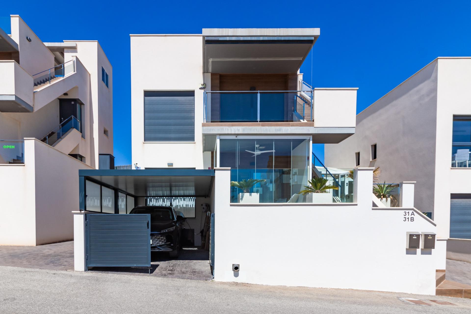 Apartment for Sale in Torrevieja, Alicante