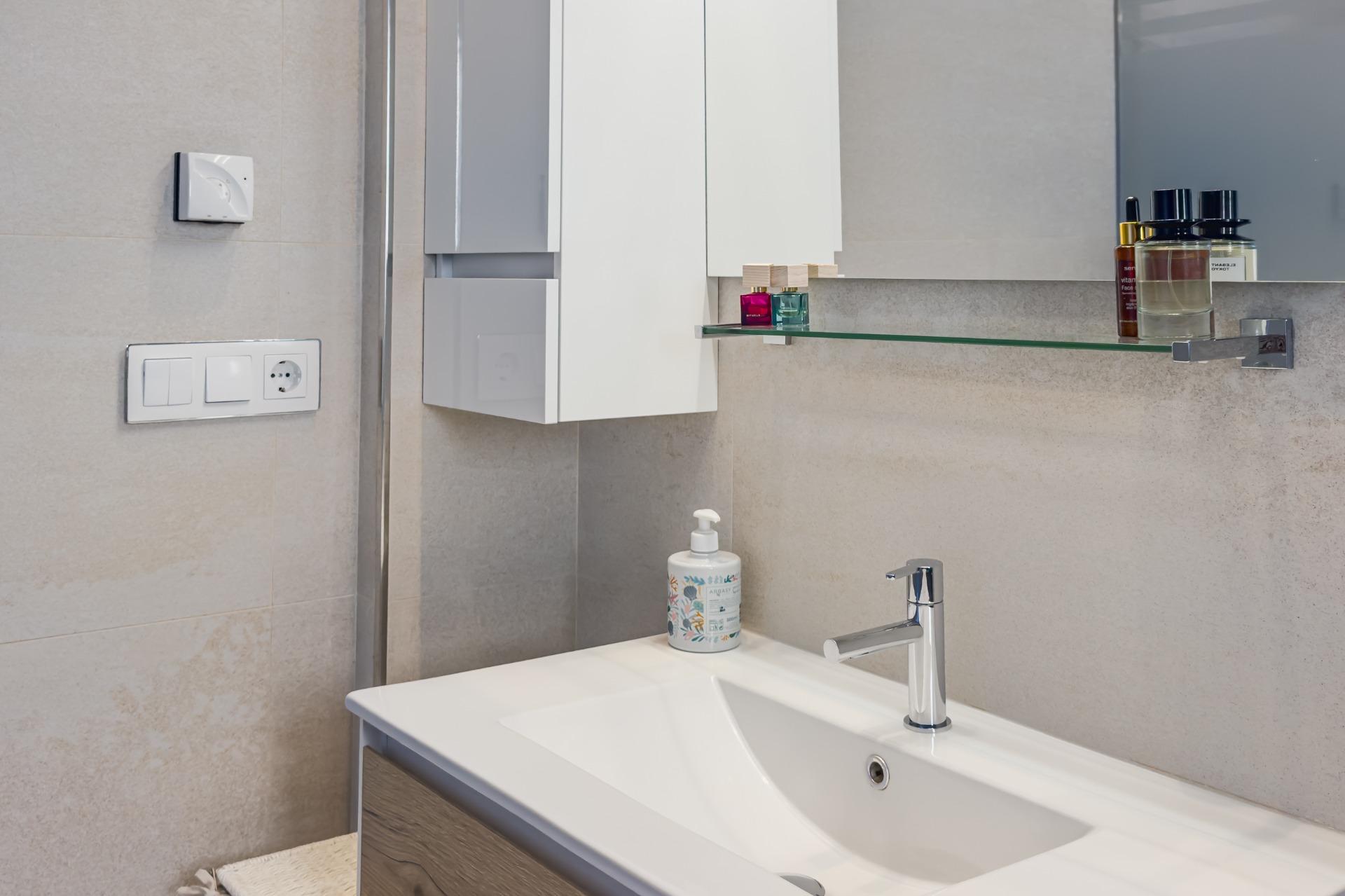 Apartment for Sale in San Miguel de Salinas, Alicante