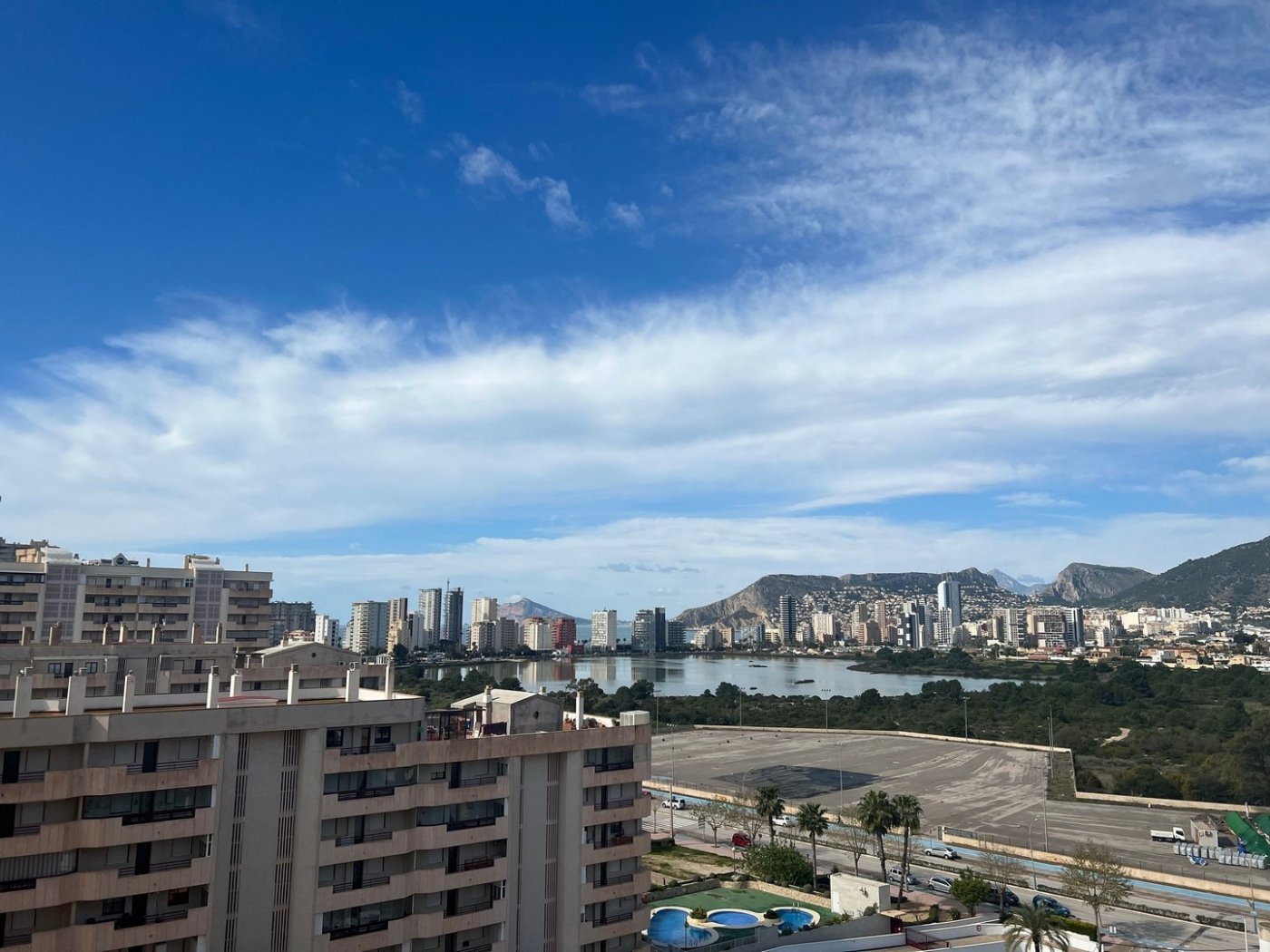 BEAUTIFUL PENTHOUSE WITH SEA VIEWS IN CALPE