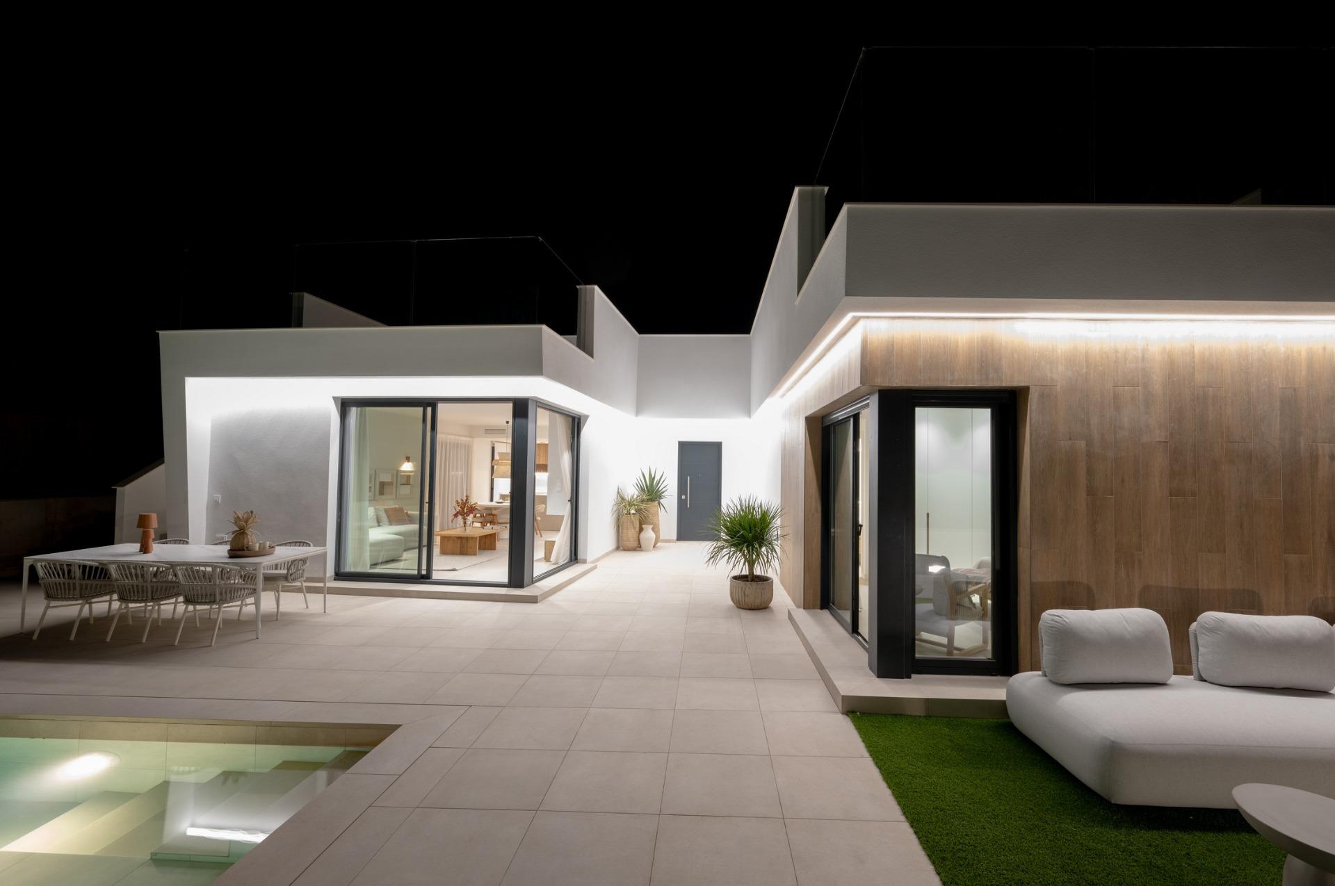 NEW BUILD VILLAS IN PINOSO