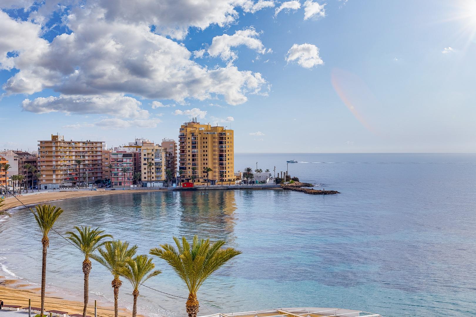 Apartment for Sale in Torrevieja, Alicante