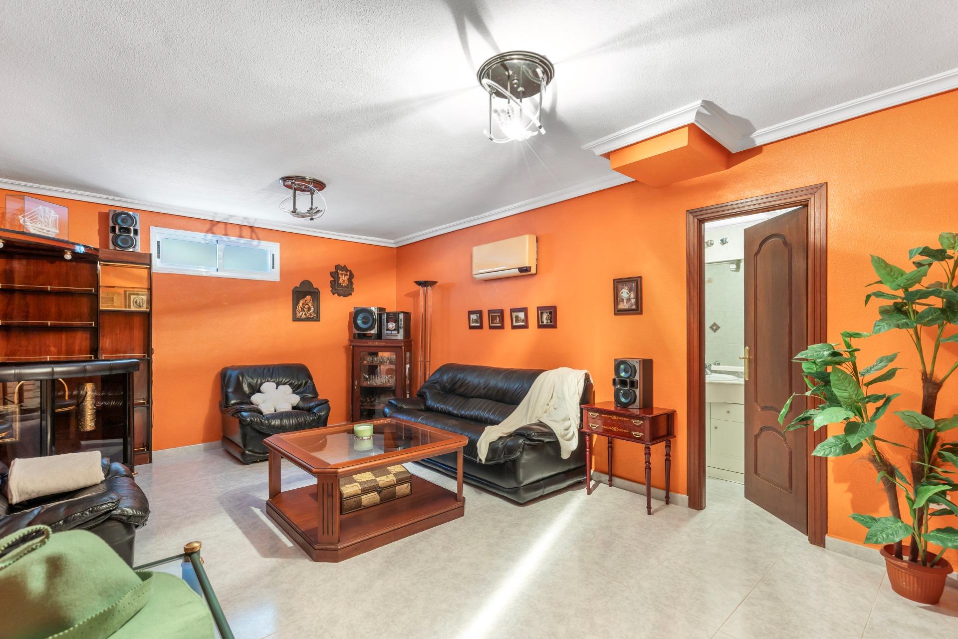 Villa for Sale in Rojales, Alicante