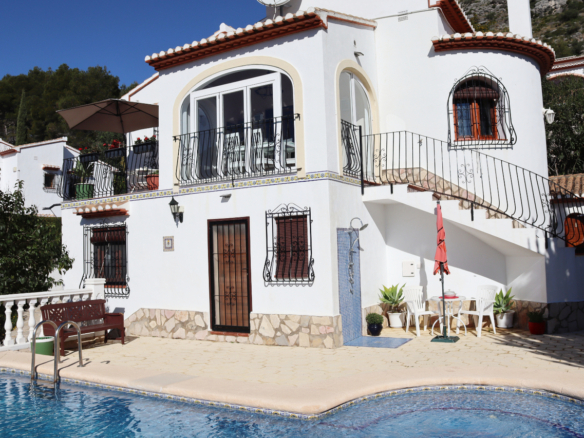 Villa for Sale in Benigembla, Alicante