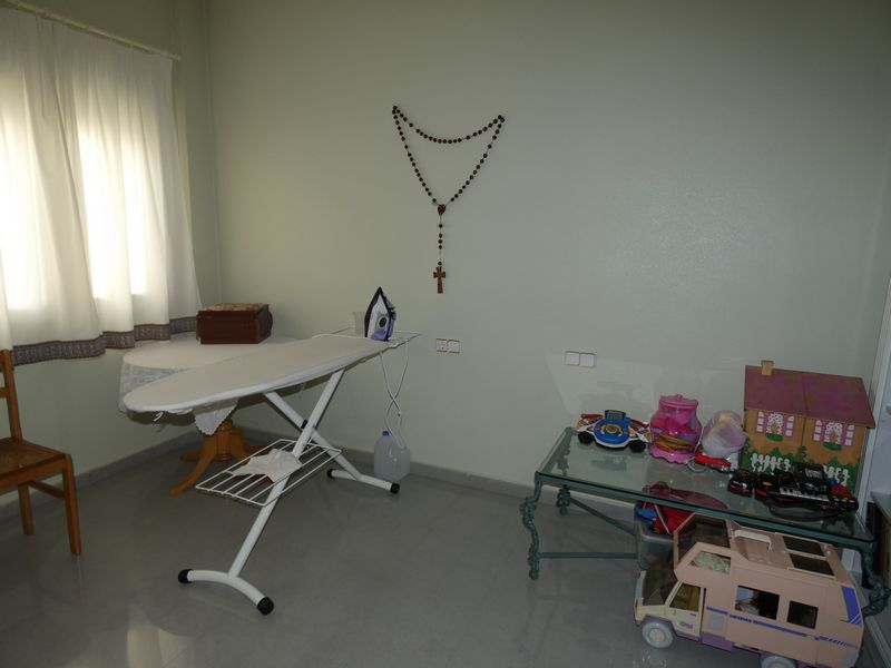 Villa for Sale in Almoradi, Alicante