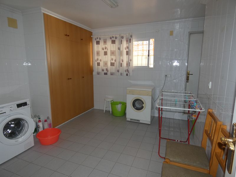 Villa for Sale in Almoradi, Alicante