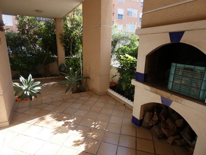 Villa for Sale in Almoradi, Alicante