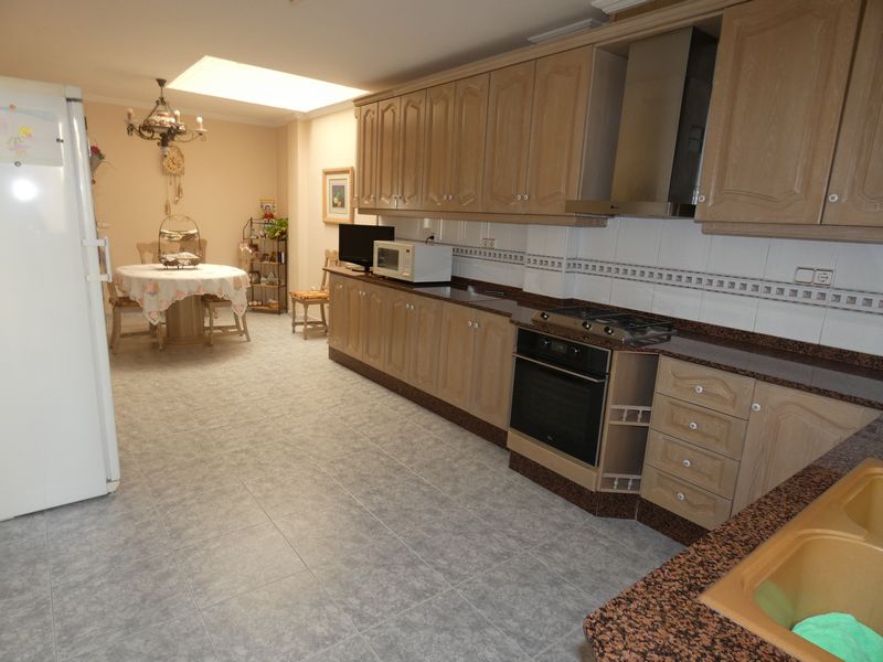 Villa for Sale in Almoradi, Alicante