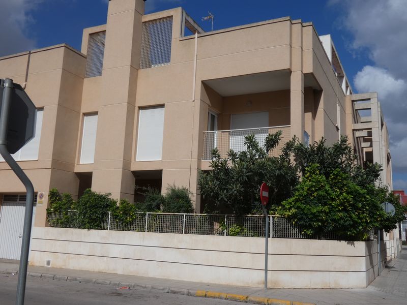 Villa for Sale in Almoradi, Alicante