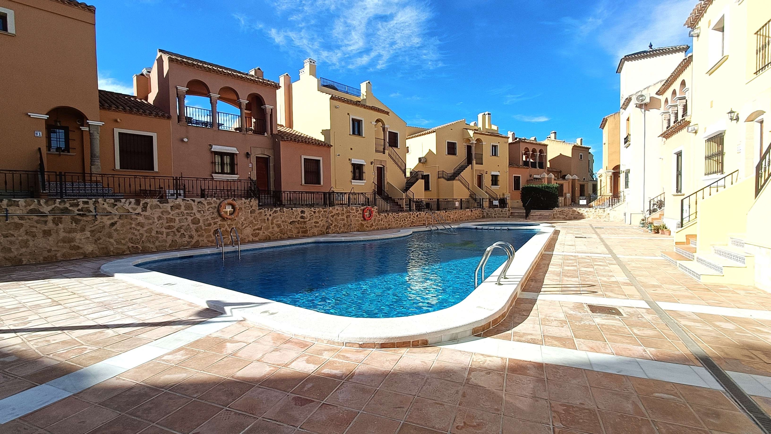 Villa for Sale in Algorfa, Alicante