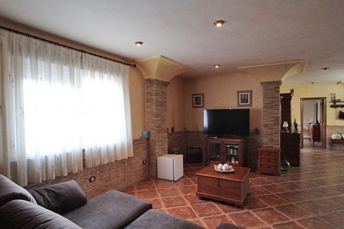 Villa for Sale in San Miguel de Salinas, Alicante