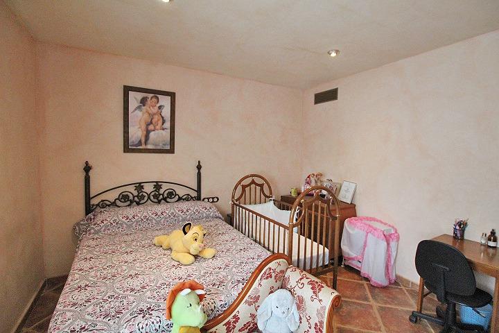 Villa for Sale in San Miguel de Salinas, Alicante
