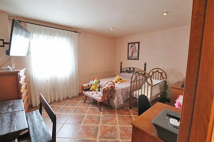 Villa for Sale in San Miguel de Salinas, Alicante