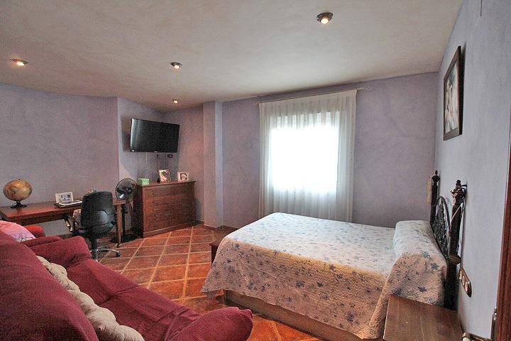 Villa for Sale in San Miguel de Salinas, Alicante