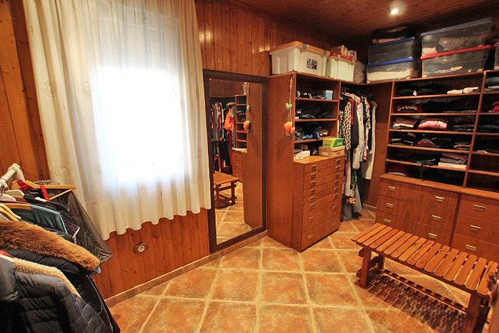 Villa for Sale in San Miguel de Salinas, Alicante