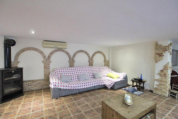 Villa for Sale in San Miguel de Salinas, Alicante