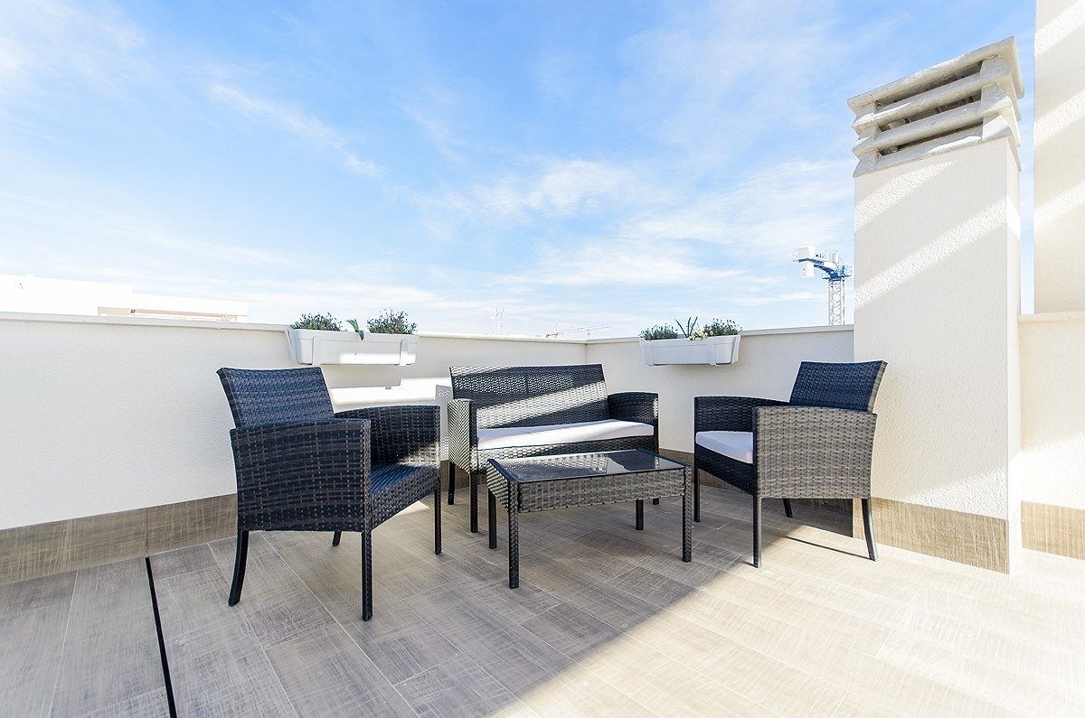 New Build Villas with Private Pool in Pilar de la Horadada Near the Beach