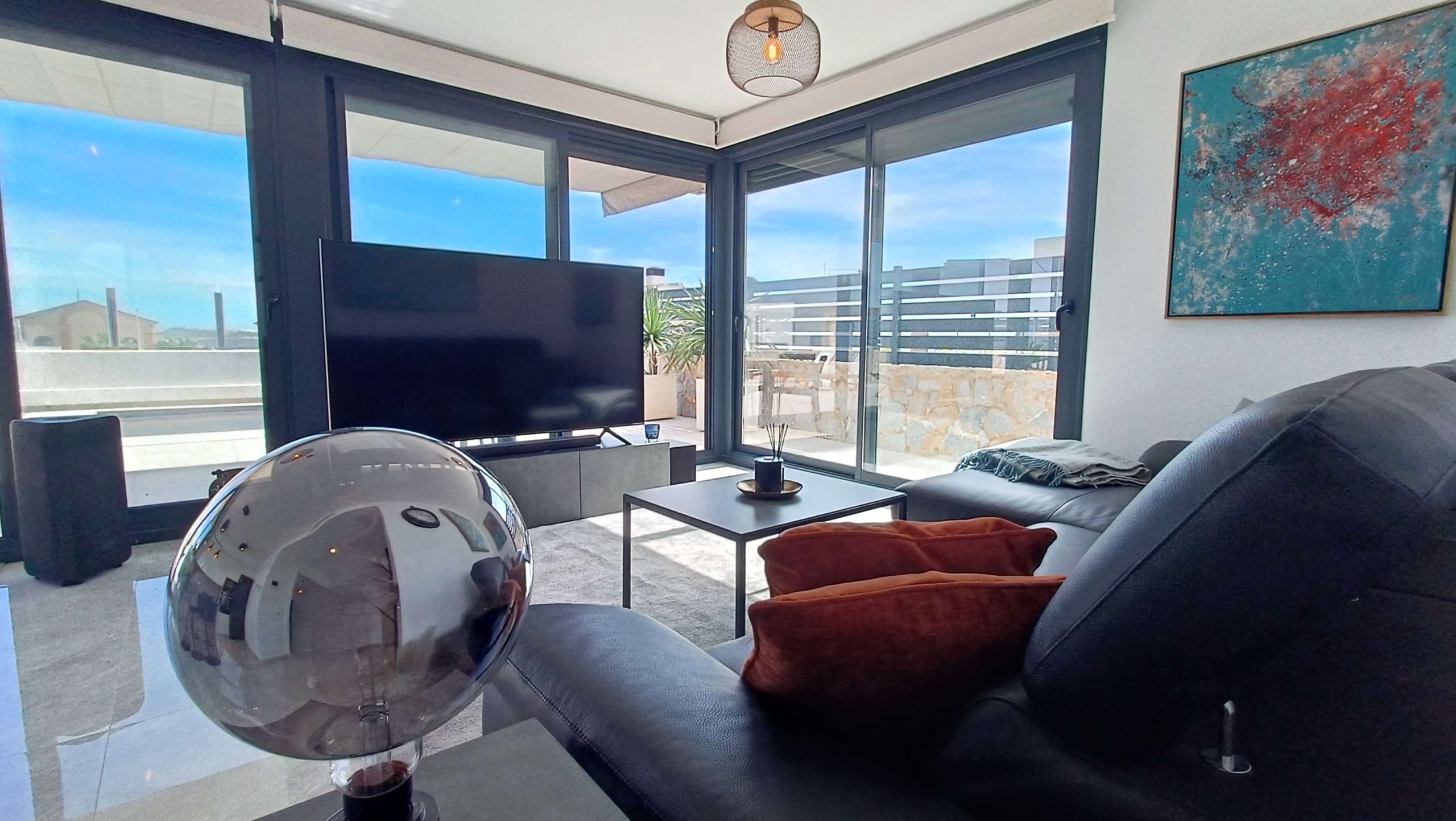 Villa for Sale in Algorfa, Alicante