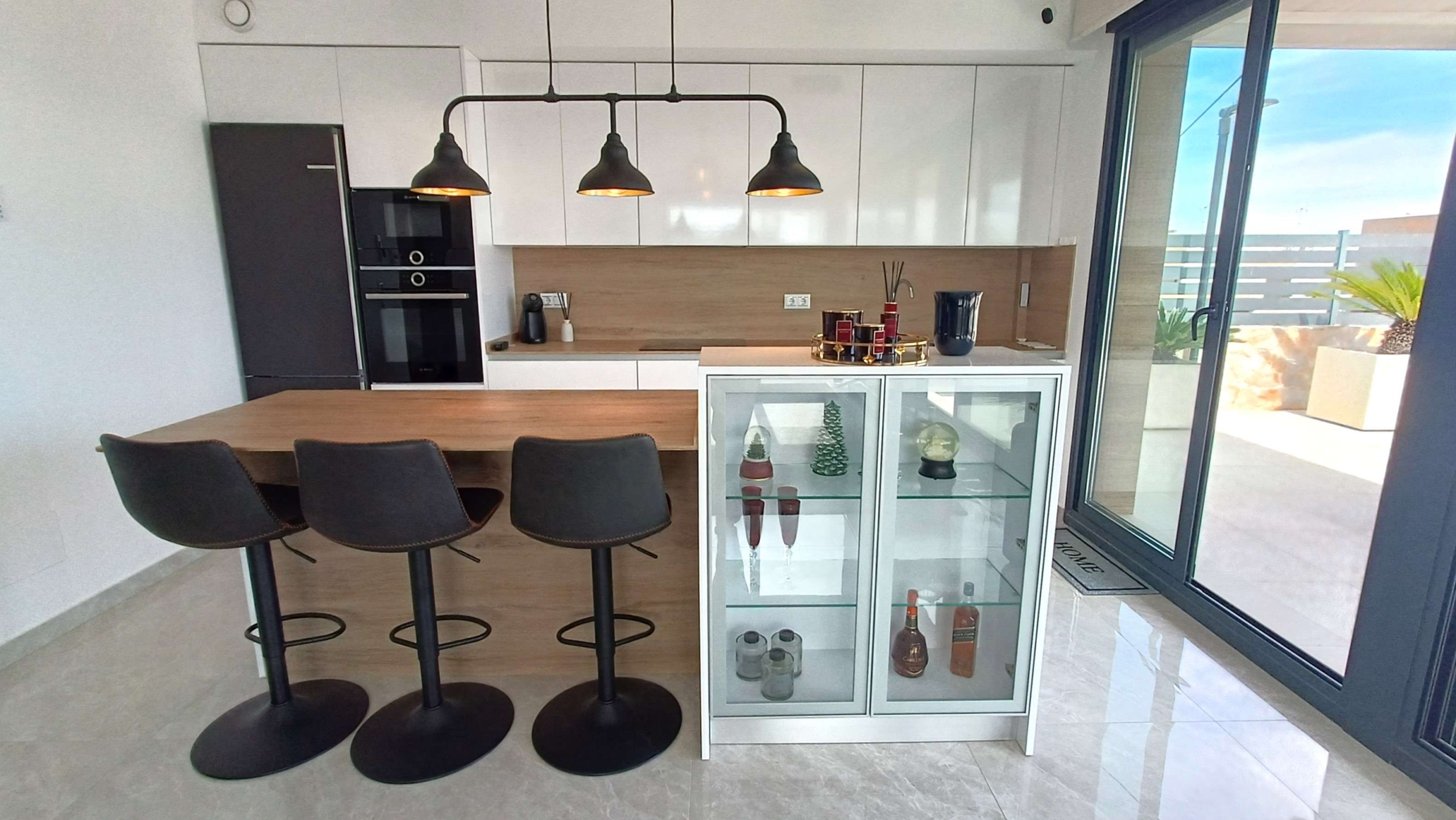 Villa for Sale in Algorfa, Alicante