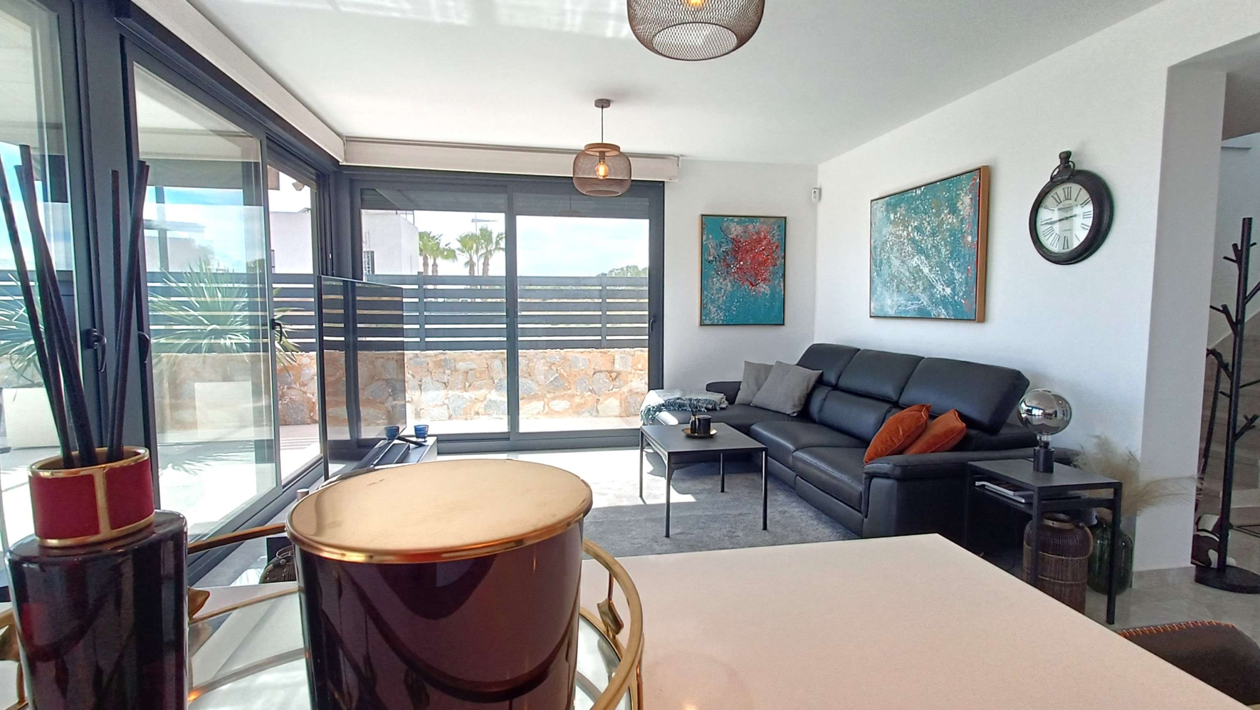 Villa for Sale in Algorfa, Alicante