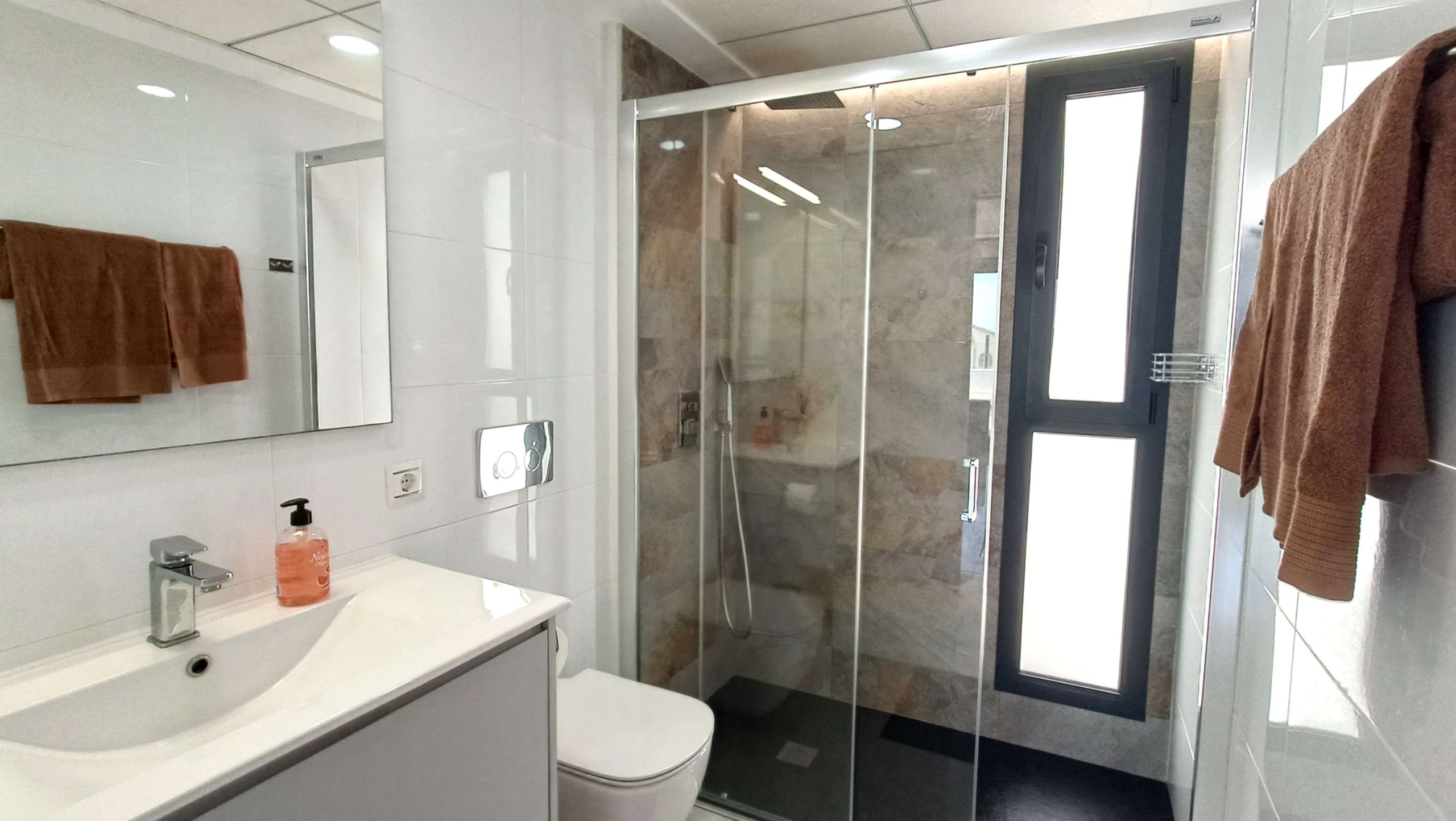Villa for Sale in Algorfa, Alicante