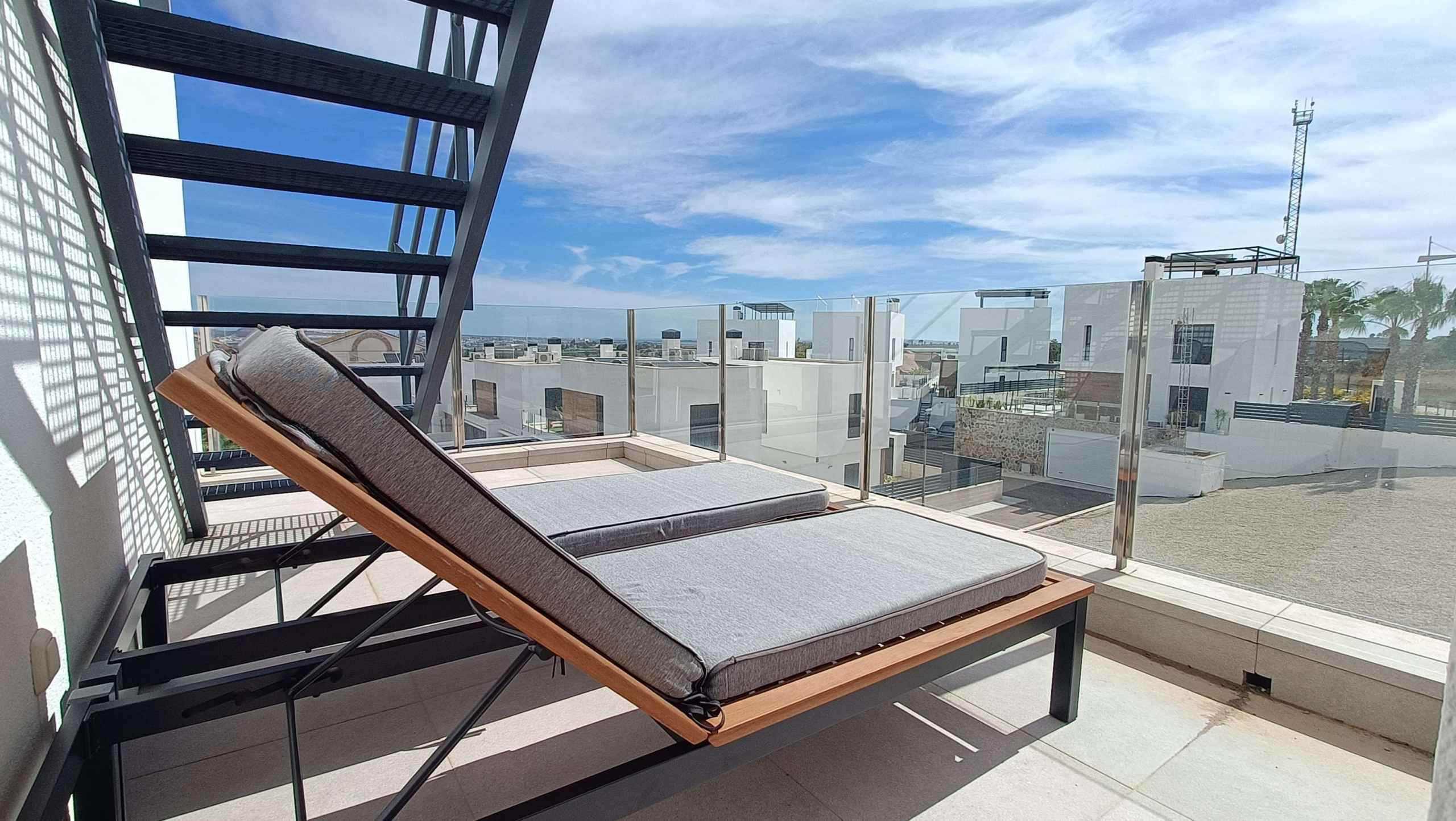 Villa for Sale in Algorfa, Alicante