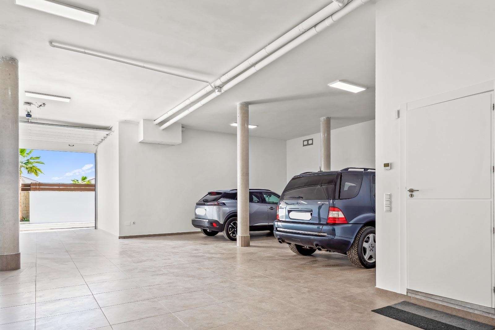 Villa for Sale in Algorfa, Alicante