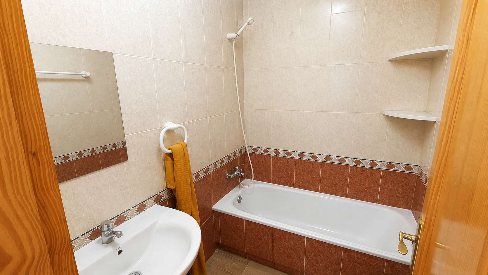 Apartment for Sale in Algorfa, Alicante