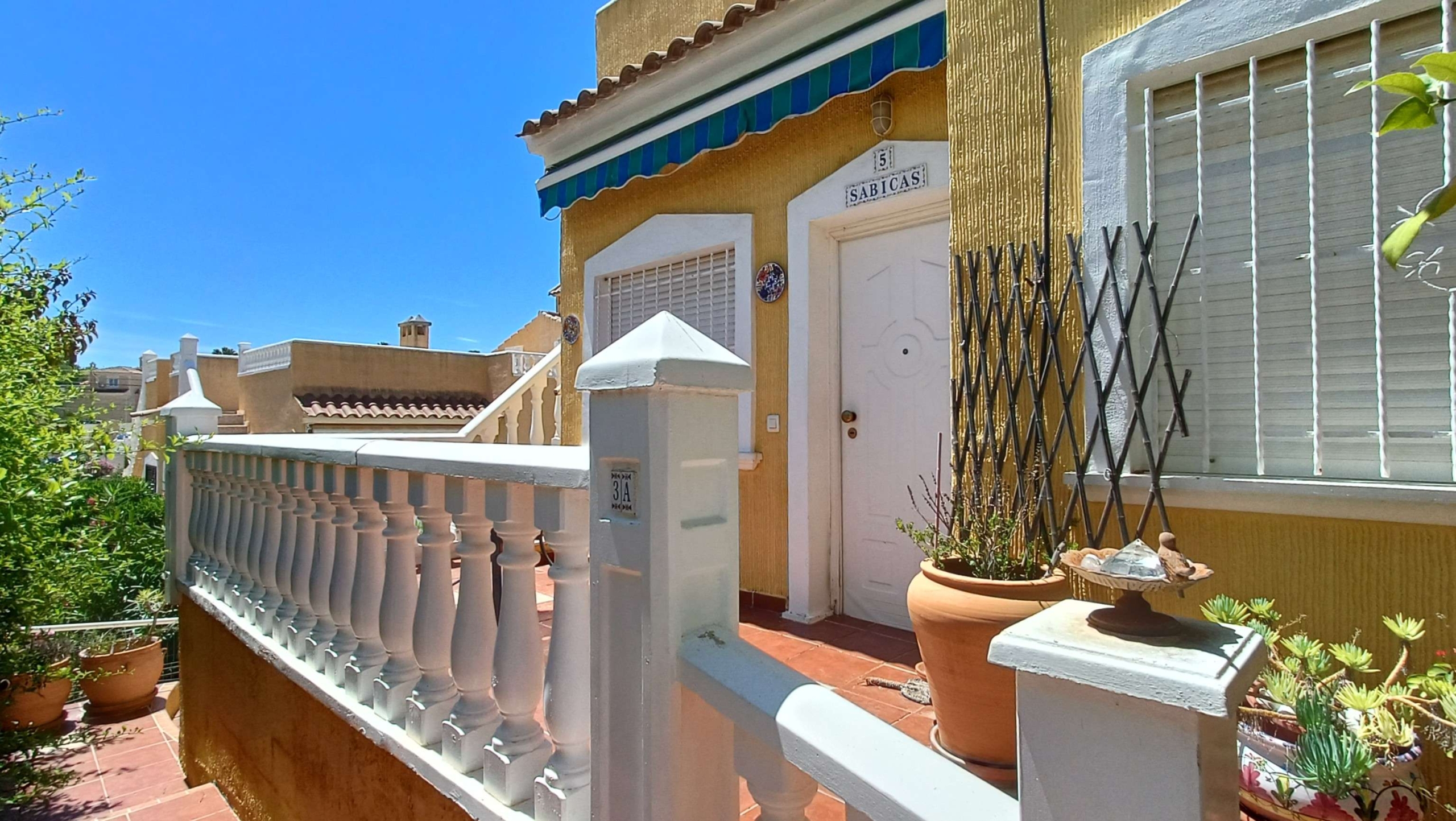 13641_beautiful_quad_with_underbuild__solarium_and_walking_distance_to_amenities_260526171855_5 Quad House for Sale in Orihuela Costa, Alicante