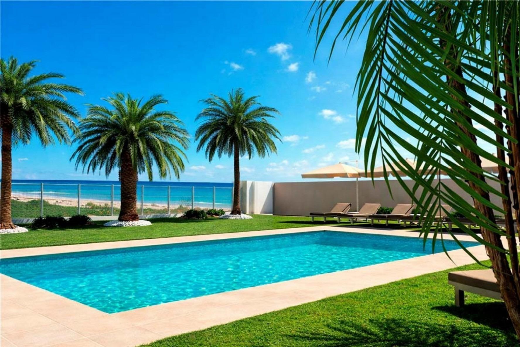 14-1 New Build Beachfront Semi Detached Villas in Moncofa with Sea Views