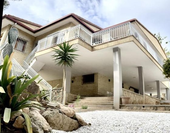 Villa for Sale in Orihuela Costa, Alicante