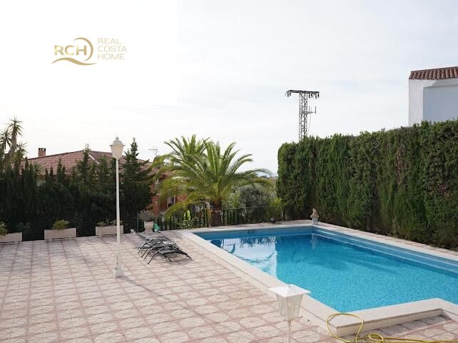 Villa for Sale in la Nucia, Alicante