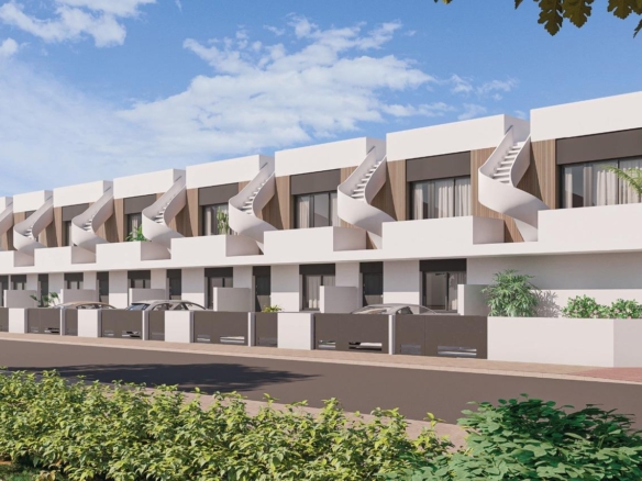 Exclusive New Build Villas with Private Pool Near the Beach in Los Alcazares